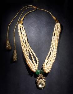 india_pearl_necklace_1-min