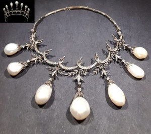necklace_tiara-min